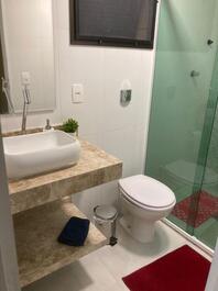 Apto com lazer completo para até 8 pessoas 350 metros da praia