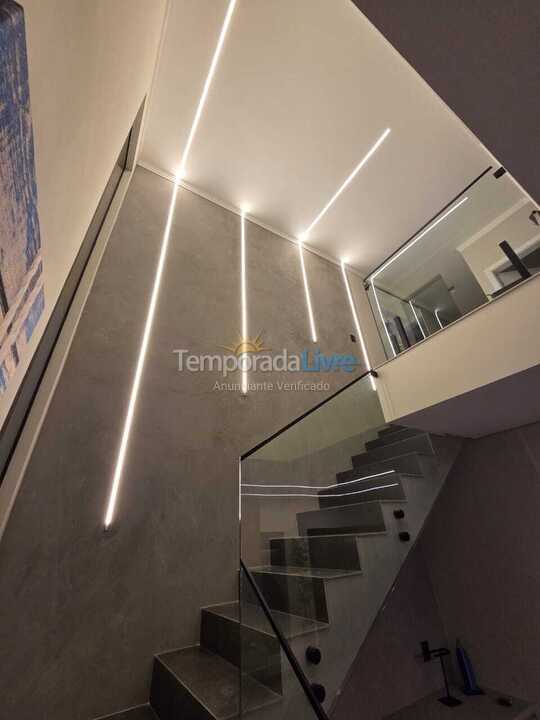 Casa para aluguel de temporada em Itapoá (Itapema do Norte)