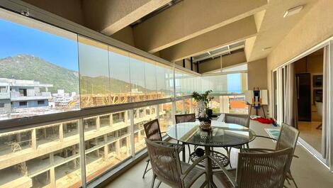 Ático de alta gama finamente decorado entre dos mares