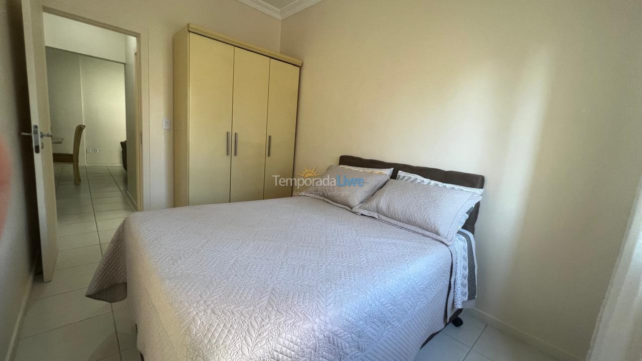 Apartment for vacation rental in Itapema (Meia Praia)