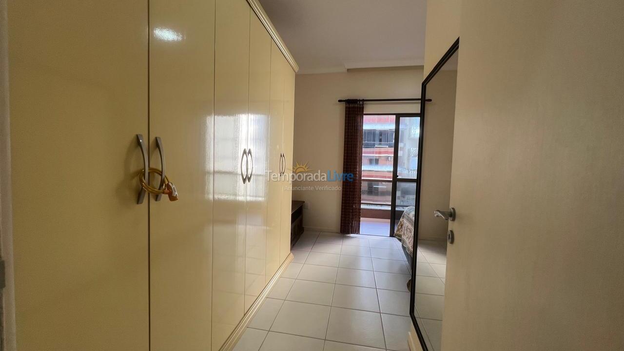 Apartment for vacation rental in Itapema (Meia Praia)