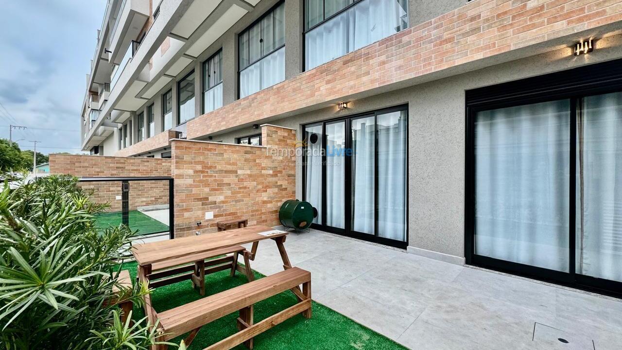 Apartamento para aluguel de temporada em Bombinhas (Canto Grande)