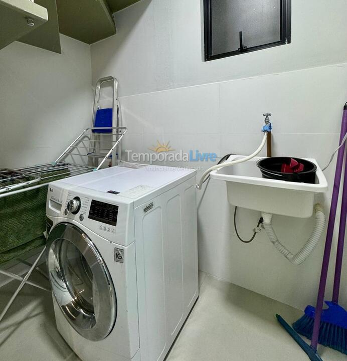 Apartamento para aluguel de temporada em Bombinhas (Canto Grande)