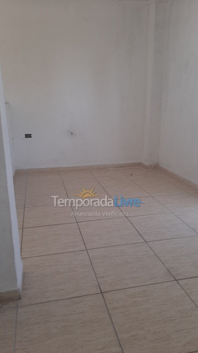 Casa para aluguel de temporada em Praia Grande (Aviação)