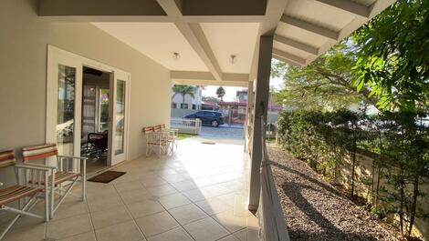 Refuge Just a Few Meters from the Sea! Beach House with 4 Bedrooms