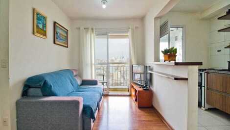Sala estar e varanda com vista