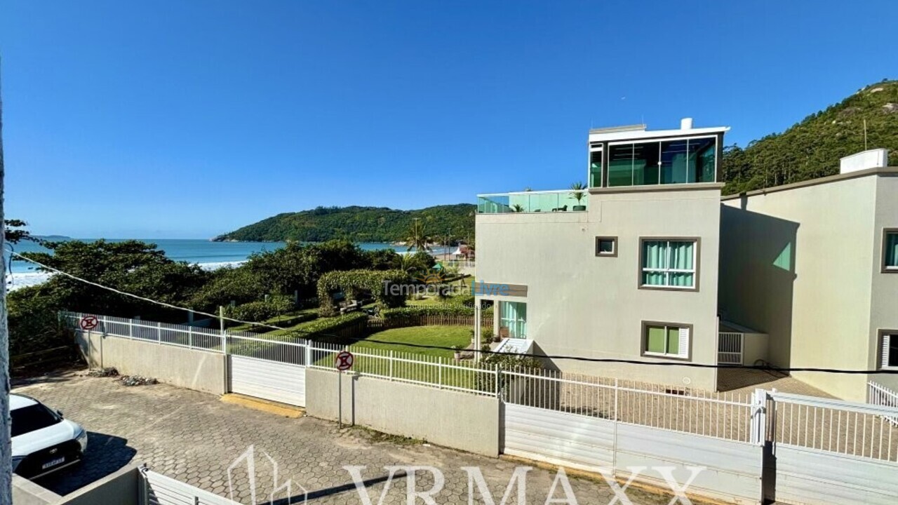 Apartment for vacation rental in Bombinhas (Canto Grande)