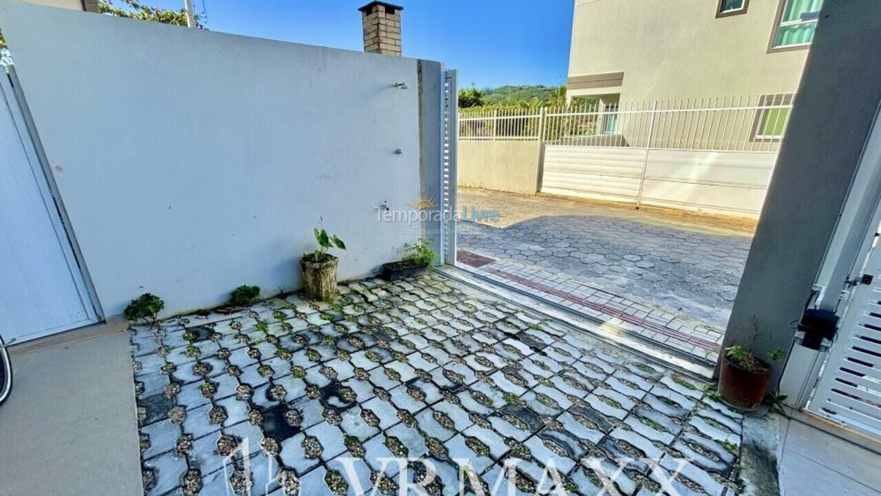 Apartment for vacation rental in Bombinhas (Canto Grande)