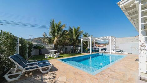 Hermosa casa con piscina