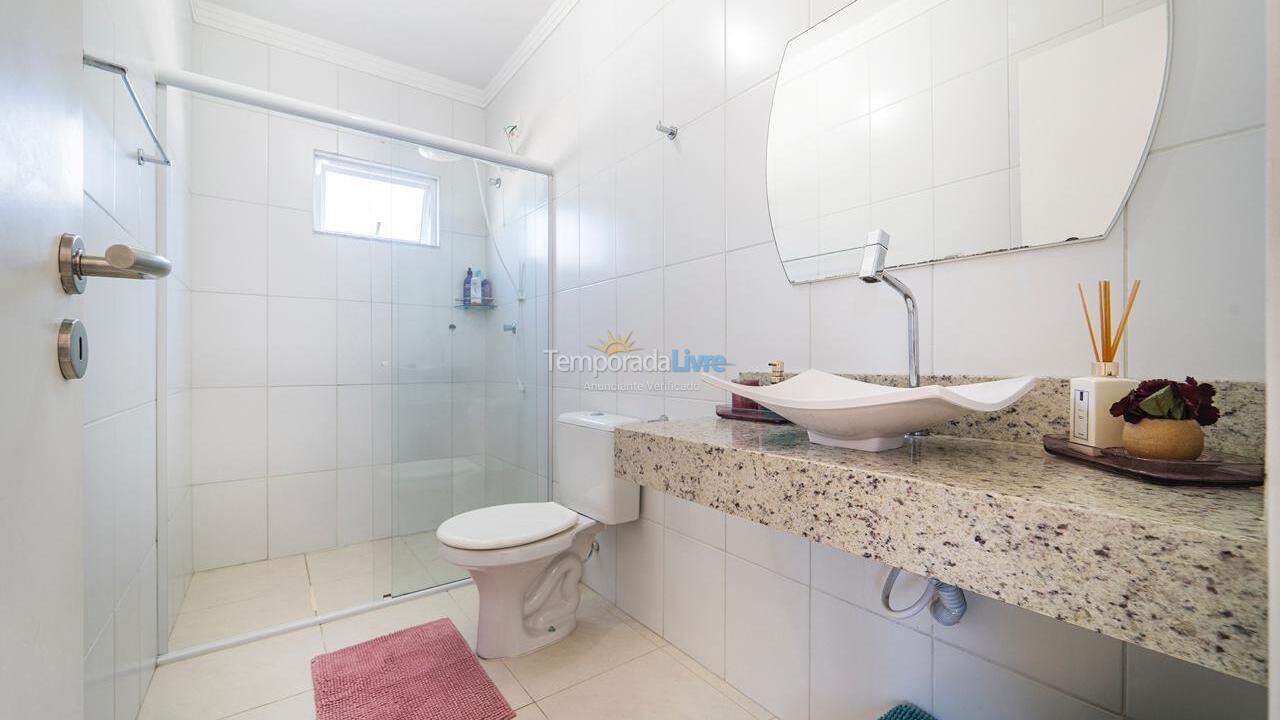 Casa para alquiler de vacaciones em Bombinhas (Praia de Zimbros)