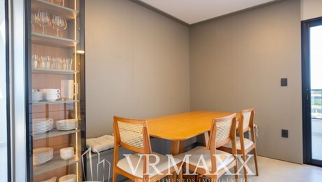 Linda cobertura Na Praia de Mariscal