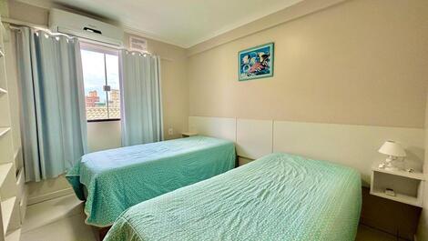 Apartamento frente al mar en Bombinhas, a 200 metros del mar.