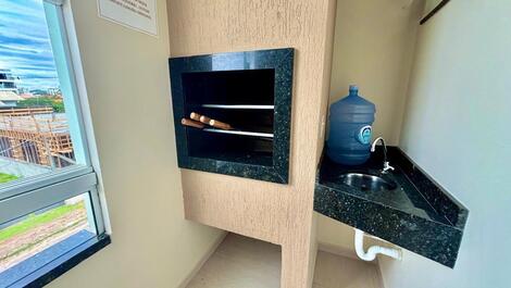 Apartamento frente al mar en Bombinhas, a 200 metros del mar.