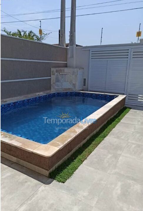 House for vacation rental in Itanhaém (Bopiranga)