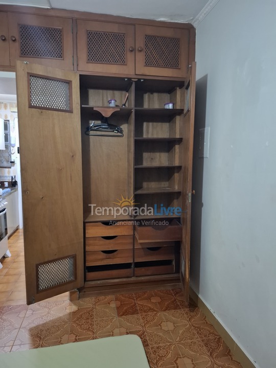 Apartamento para aluguel de temporada em Santos (José Menino)