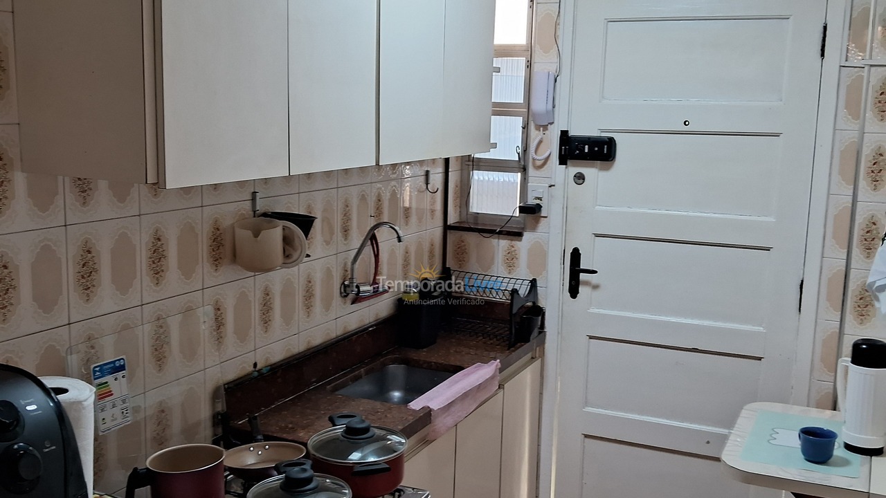 Apartamento para aluguel de temporada em Santos (José Menino)