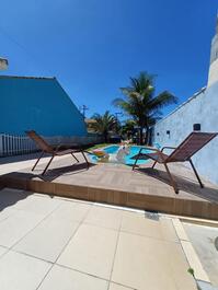 House in Cabo Frio with 3 suites and a swimming pool just a few steps from the sea!