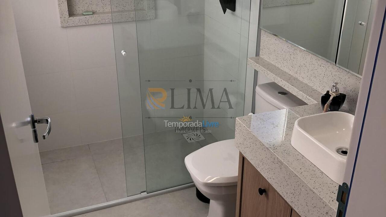 Apartamento para aluguel de temporada em Bombinhas (Canto Grande)