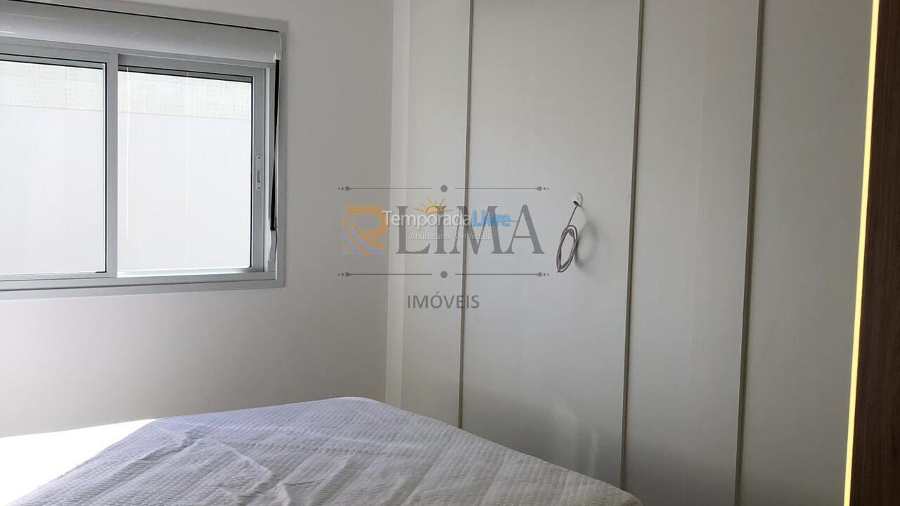 Apartamento para aluguel de temporada em Bombinhas (Canto Grande)