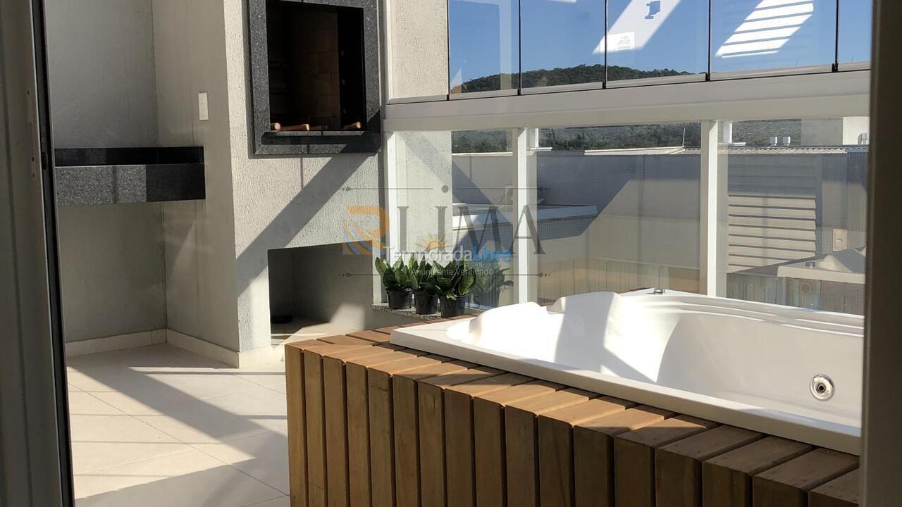 Apartamento para aluguel de temporada em Bombinhas (Canto Grande)