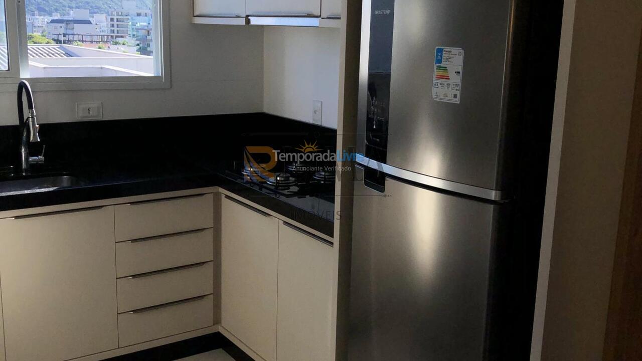 Apartamento para aluguel de temporada em Bombinhas (Canto Grande)