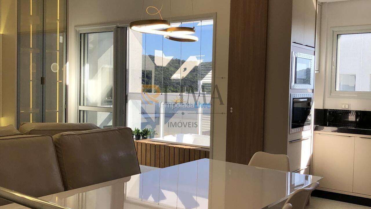 Apartamento para aluguel de temporada em Bombinhas (Canto Grande)