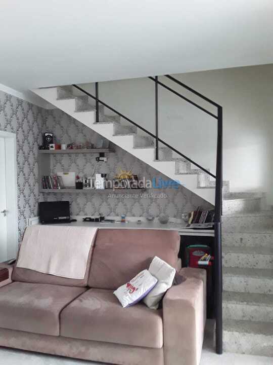 Casa para aluguel de temporada em Bombinhas (Canto Grande)