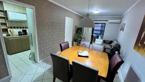 Apartamento na Quadra do mar no Centro de Itapema