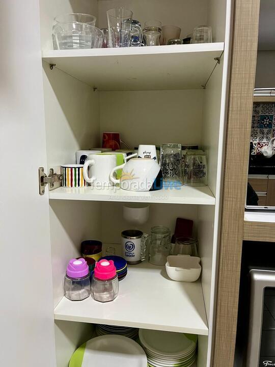 Apartamento para aluguel de temporada em Itapema (Centro)