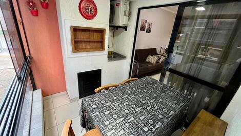 Apartamento na Quadra do mar no Centro de Itapema