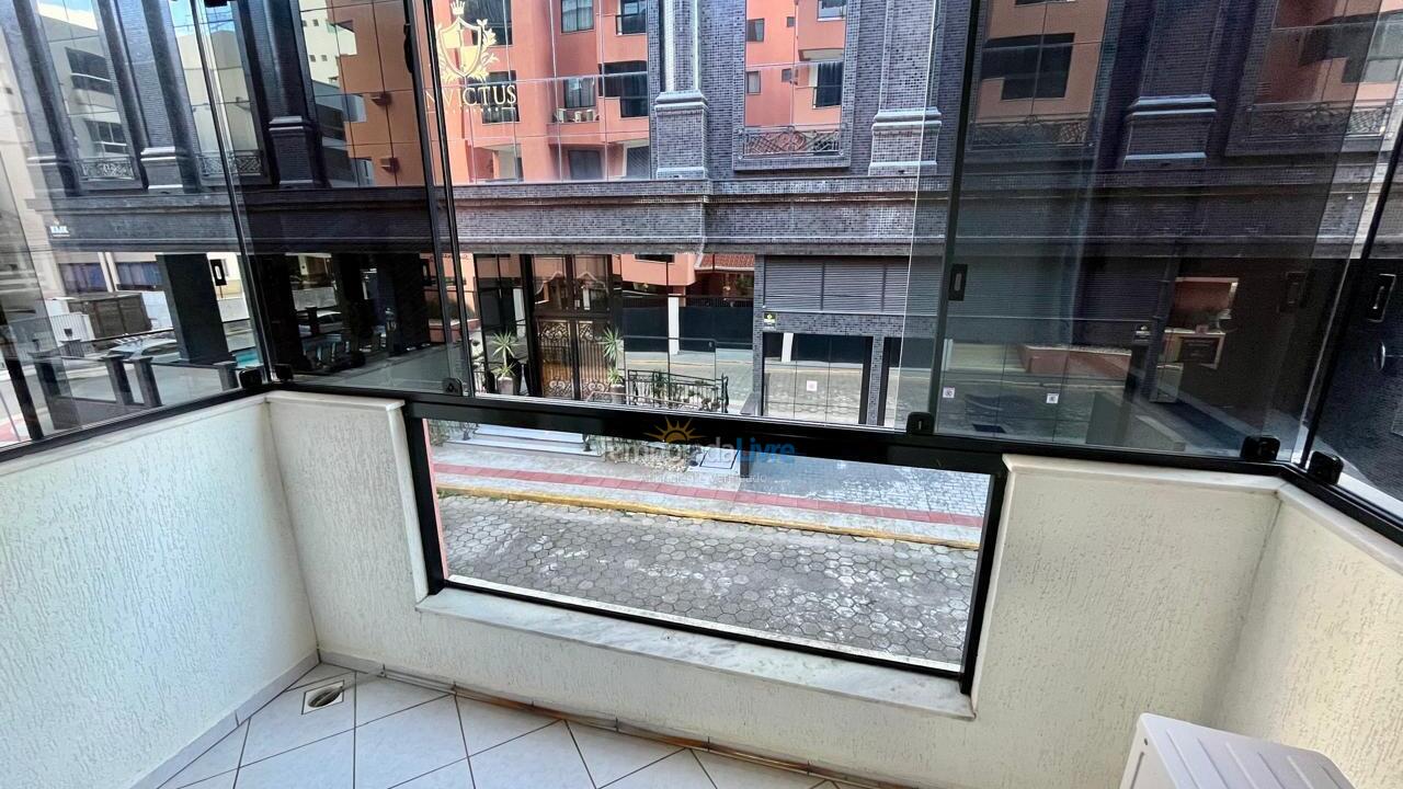 Apartamento para aluguel de temporada em Itapema (Centro)