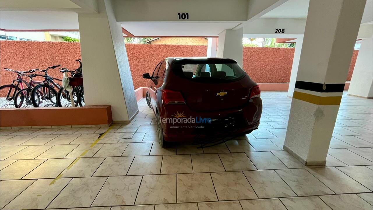 Apartamento para aluguel de temporada em Itapema (Centro)