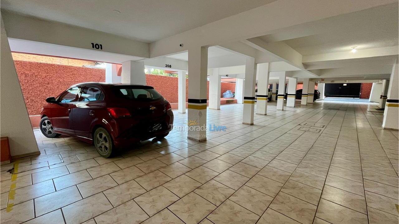 Apartamento para aluguel de temporada em Itapema (Centro)