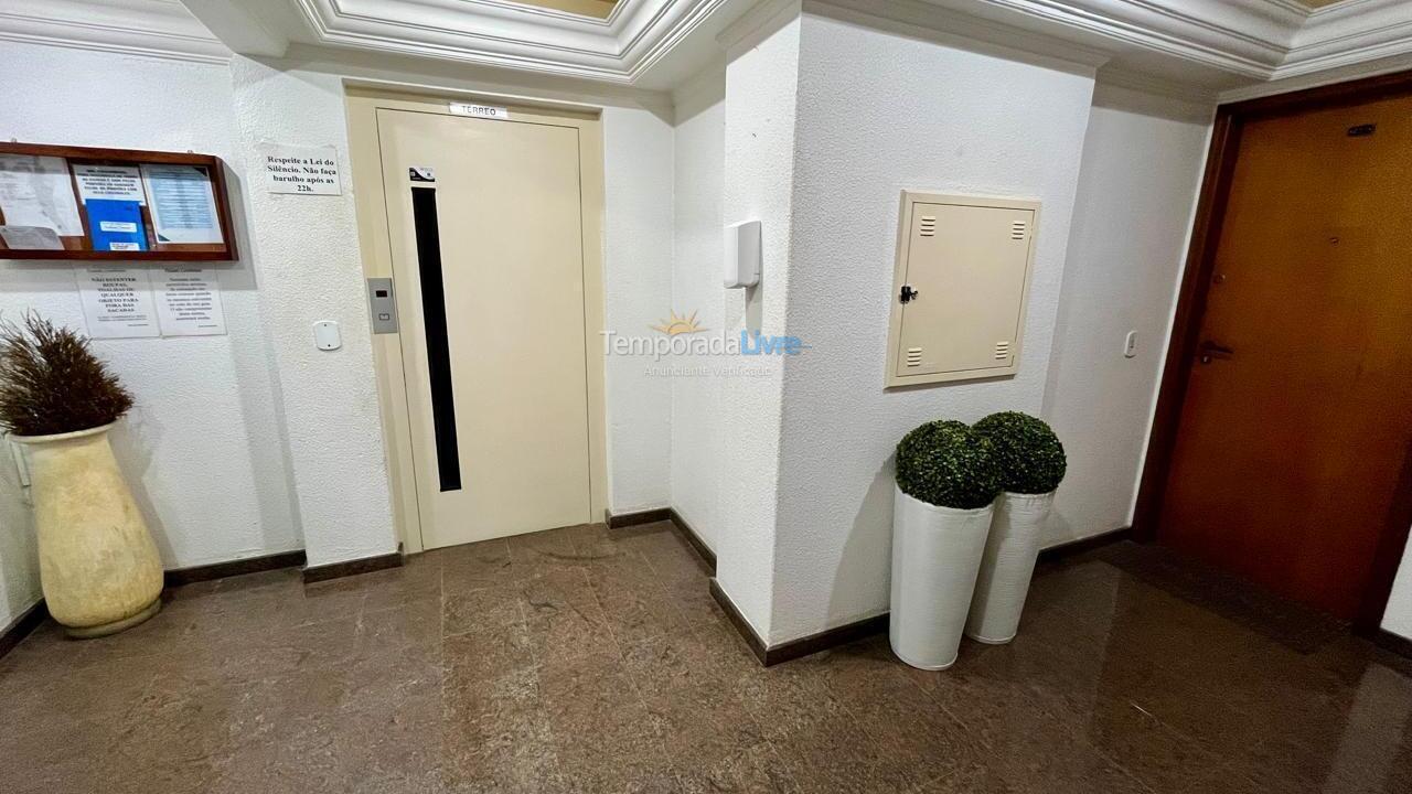 Apartamento para aluguel de temporada em Itapema (Centro)