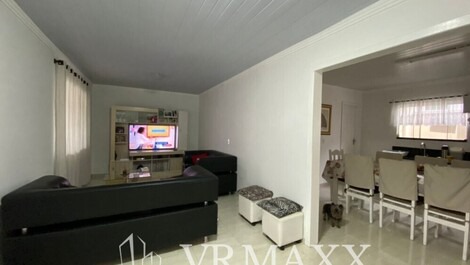 Sala de estar com tv 