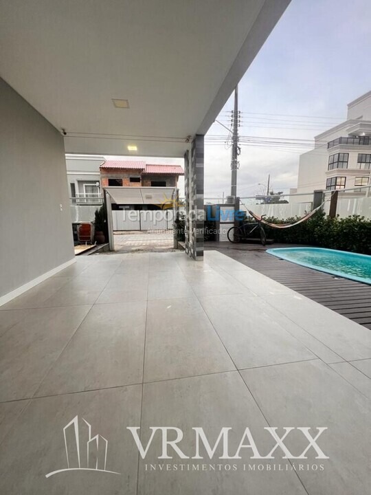 Casa para aluguel de temporada em Bombinhas (Mariscal)