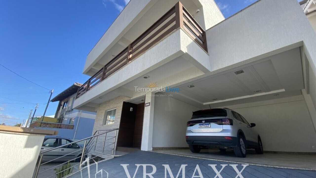 Casa para alquiler de vacaciones em Bombinhas (Morrinhos)