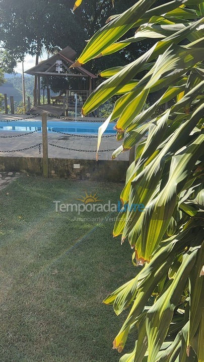 Granja para alquiler de vacaciones em Domingos Martins (Santa Isabel Es)