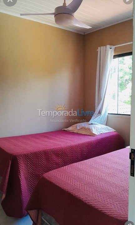 Granja para alquiler de vacaciones em Domingos Martins (Santa Isabel Es)