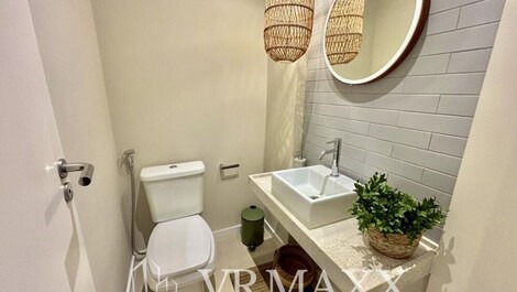 Apartamento com piscina em Mariscal