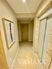 Apartamento com piscina em Mariscal