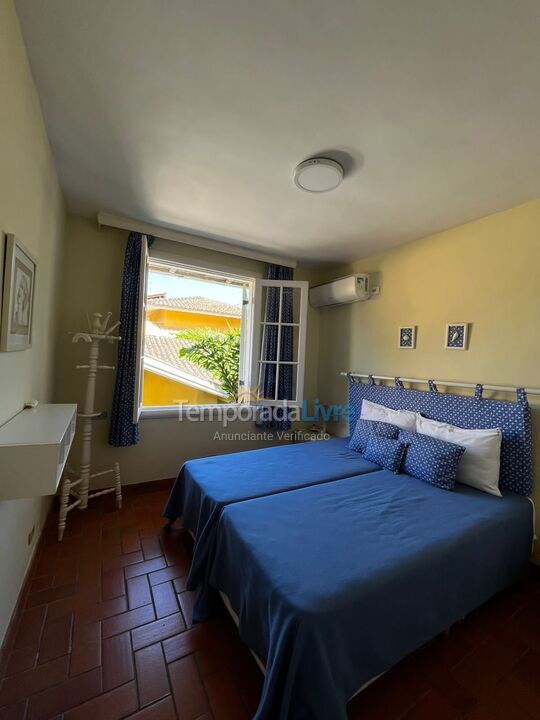 Casa para aluguel de temporada em São Sebastião (Praia da Baleia)