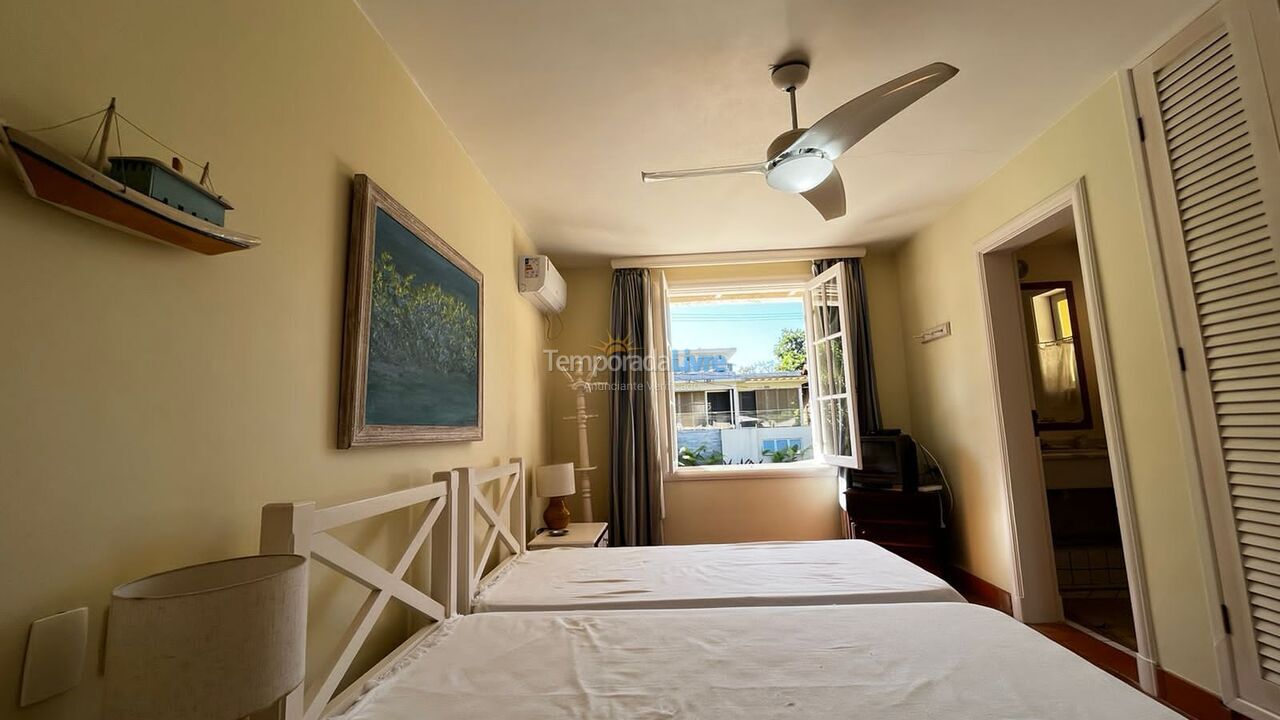 Casa para aluguel de temporada em São Sebastião (Praia da Baleia)