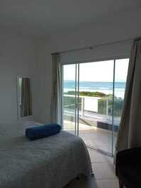 APARTAMENTO PÉ NA AREIA AO LADO DO MAR