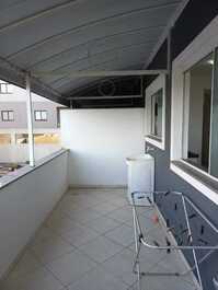 APARTAMENTO PÉ NA AREIA AO LADO DO MAR