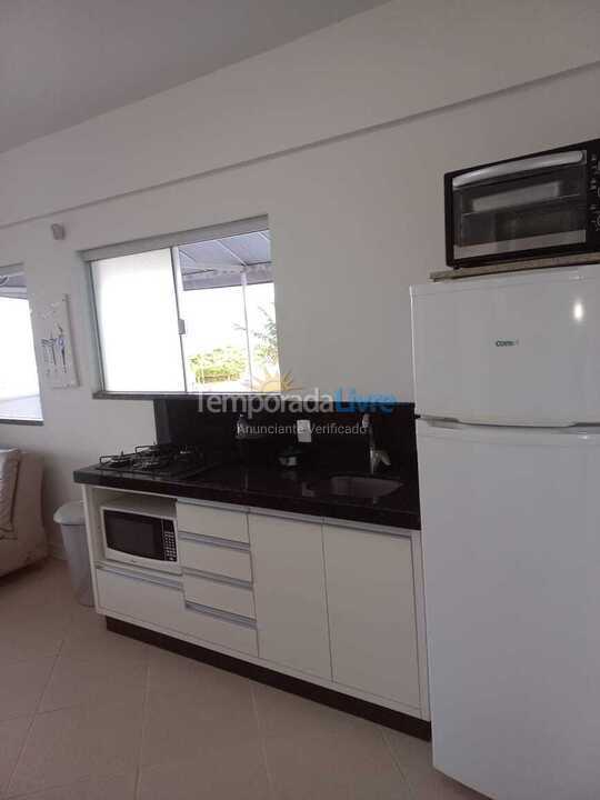 Apartamento para aluguel de temporada em Bombinhas (Canto Grande)