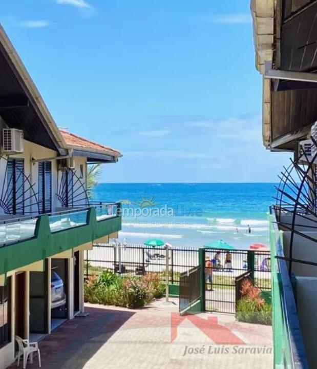 Apartamento para aluguel de temporada em Bombinhas (Praia de Bombas)