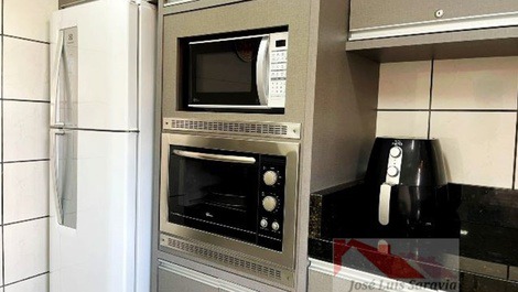 Excelente dúplex em condomínio fechado de frente para o mar!