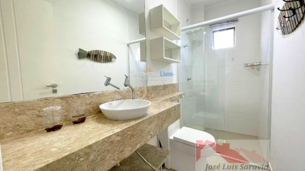 Apartamento para aluguel de temporada em Bombinhas (Praia de Bombas)