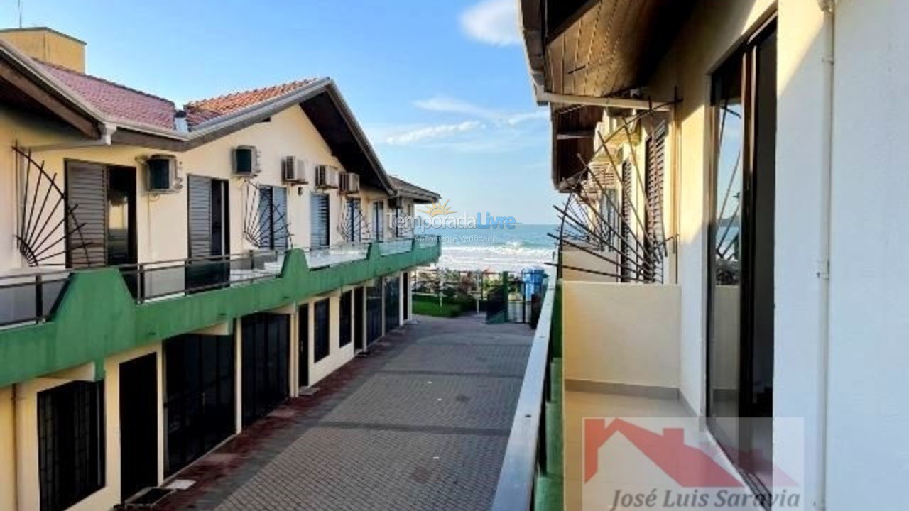 Apartamento para aluguel de temporada em Bombinhas (Praia de Bombas)